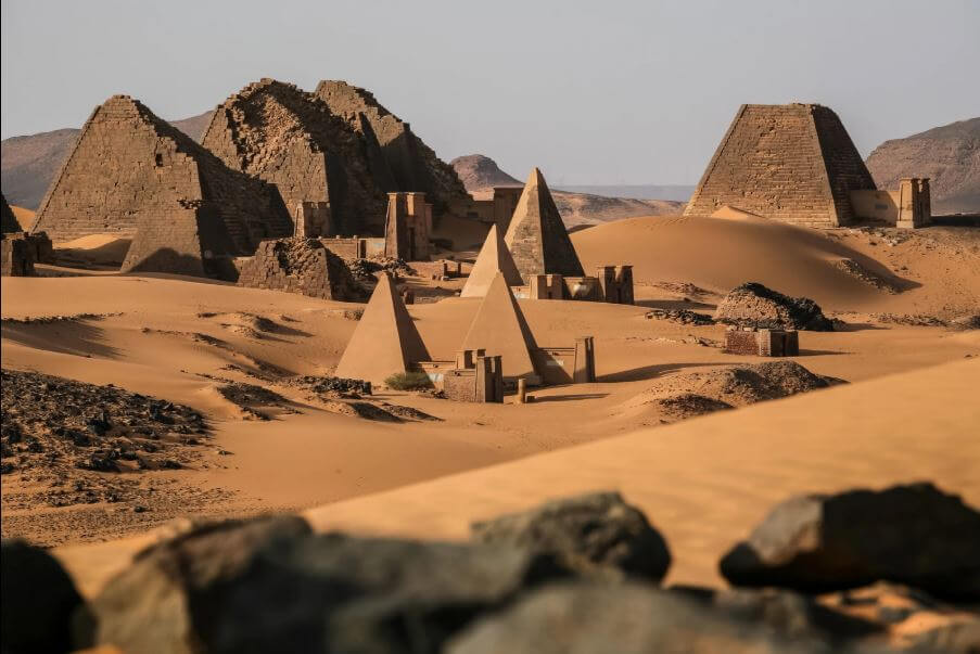 수단 메로에 피라미드 (Archaeological Sites of the Island of Meroe, Sudan) — 검은 파라오의 왕국, 잊혀진 누비아 문명의 흔적 1 수단-메로에-피라미드-세계문화유산