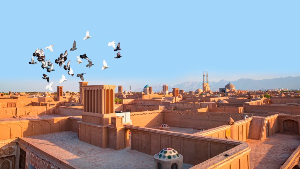 이란 야즈드(Yazd) – 풍탑(Badgir)과 카나트(Qanat), 점토·벽돌 건축(Earthen Architecture)의 사막 도시 생태 시스템 분석 2 이란-야즈드-풍탑-카나트-유네스코-세계문화유산-이미지