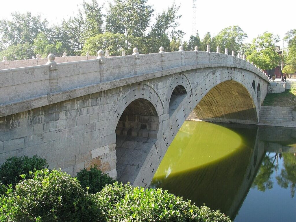 중국 자오저우 교량 (Zhaozhou Bridge) – 석조 호선 아치 공학·수문기술·대운하 수운망 분석 1 중국-자오저우-교량-실사이미지 (2)