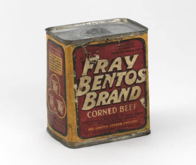 우루과이 프라이 벤토스 (Fray Bentos) - 세계의 부엌, 전쟁을 먹여 살린 콘비프의 고향 1 빈티지 콘비프 캔 (Corned Beef Can) : 세계대전 당시 군인들의 전투 식량으로 유명했던 '프라이 벤토스' 브랜드의 오리지널 콘비프 캔
출처: https://www.iwm.org.uk/